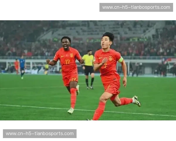 国足直播:每一次进攻都不容错过的心跳时刻 国足直播:每一次进攻都不容错过的心跳时刻